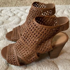 LC Lauren Conrad Morganite Ankle Boot size 7.5